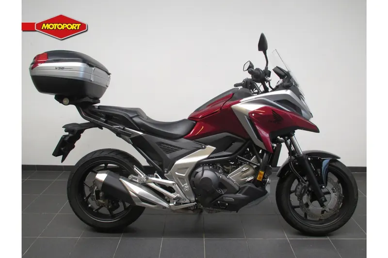 Honda NC750X (2024)