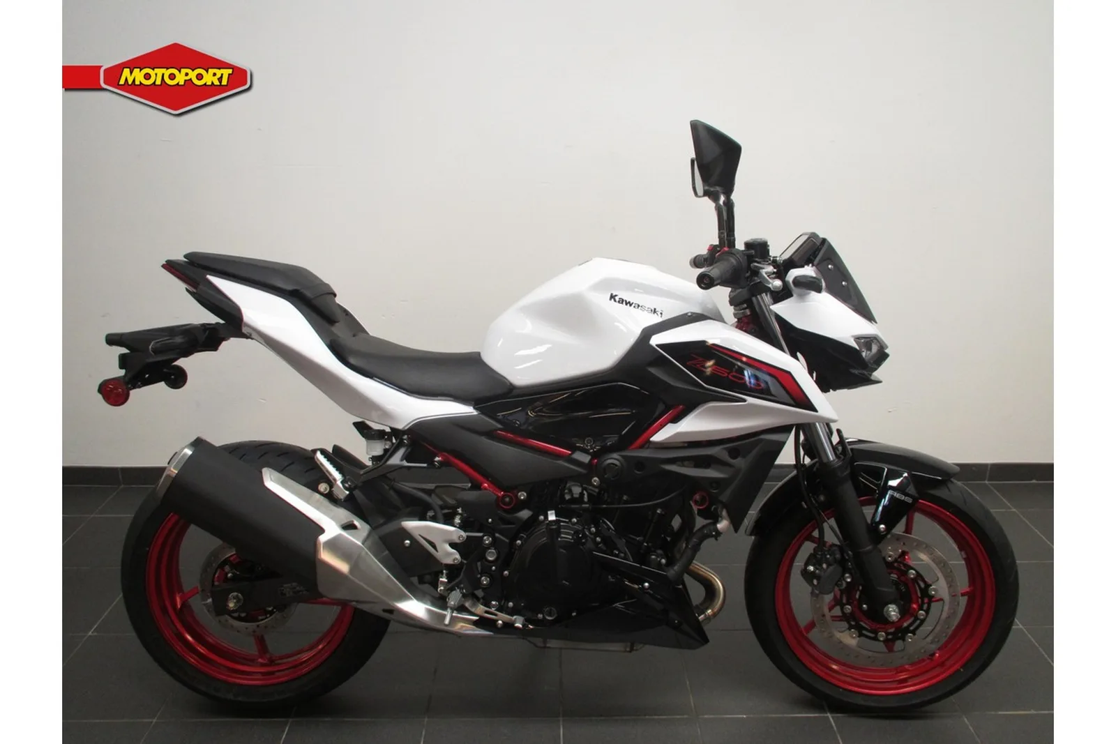 Kawasaki Z 500 SE (2026) — foto 1