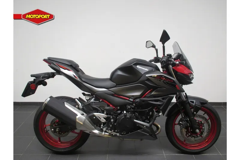 Kawasaki Z 500 SE (2025)