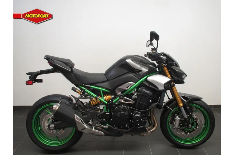 Kawasaki Z900 SE Performance (2026)