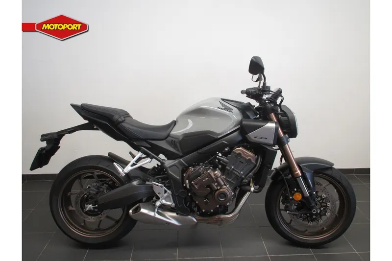 Honda CB650R (2024)