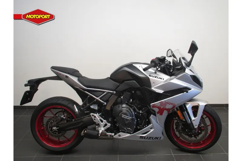 Suzuki GSX-8R (2025)