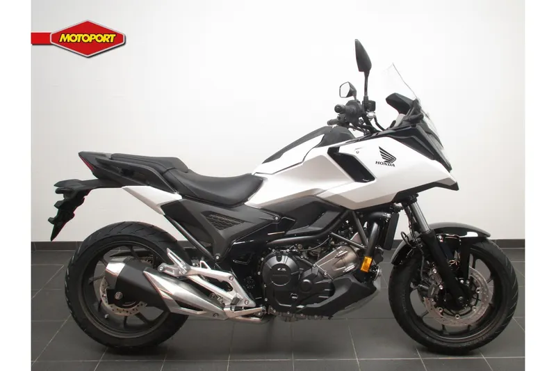 Honda NC750X (2026)