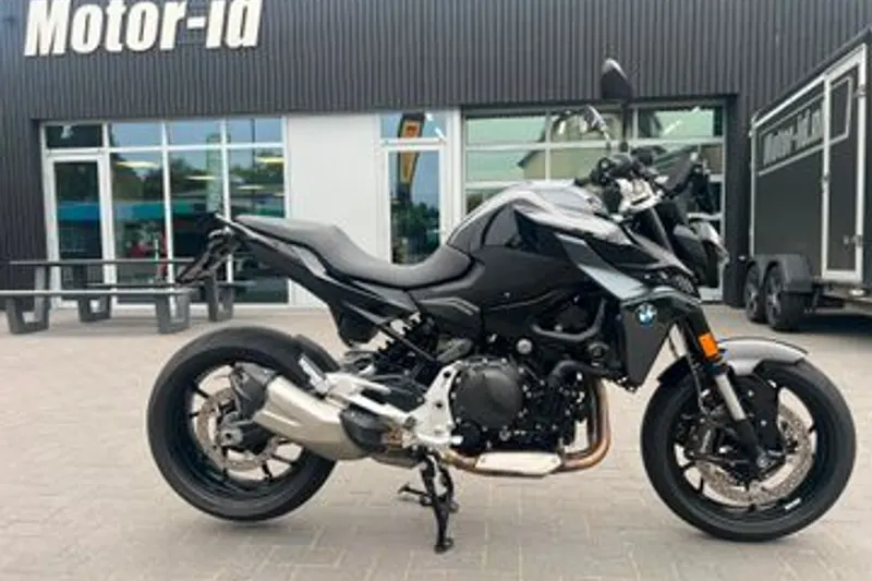 BMW F 900 R (2023)