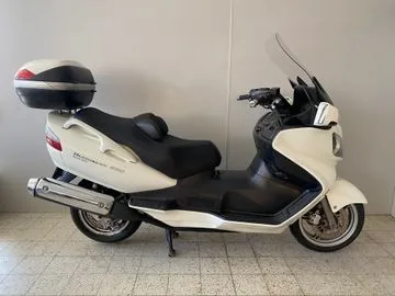 Suzuki AN 650 Burgman ABS (2012) — foto 1