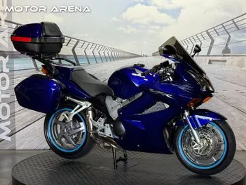 Honda VFR 800 FI VTEC (2004) — foto 1