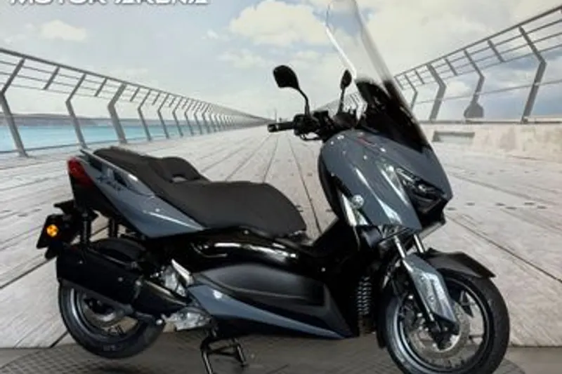 Yamaha Xmax 300 Tech MAX (2021)