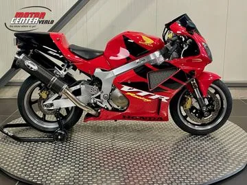 Honda VTR 1000 SP 1 (2001) — foto 1