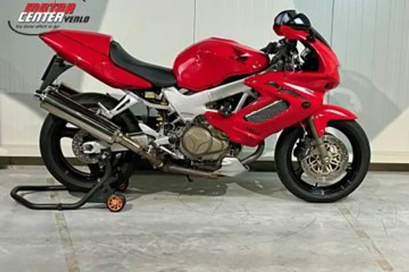 Honda VTR 1000 F Firestorm (2006)