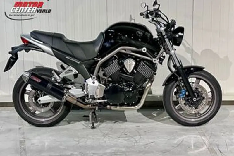 Yamaha BT 1100 Bulldog (2002)