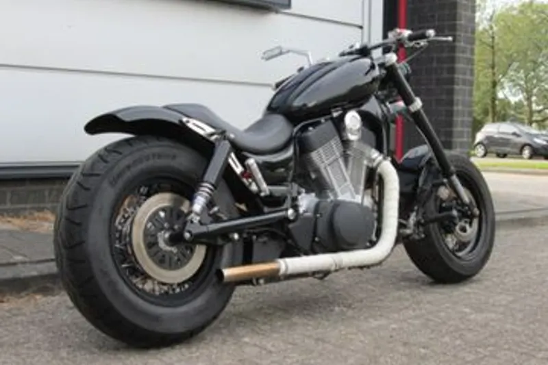 Suzuki VS 1400 Intruder (1993)