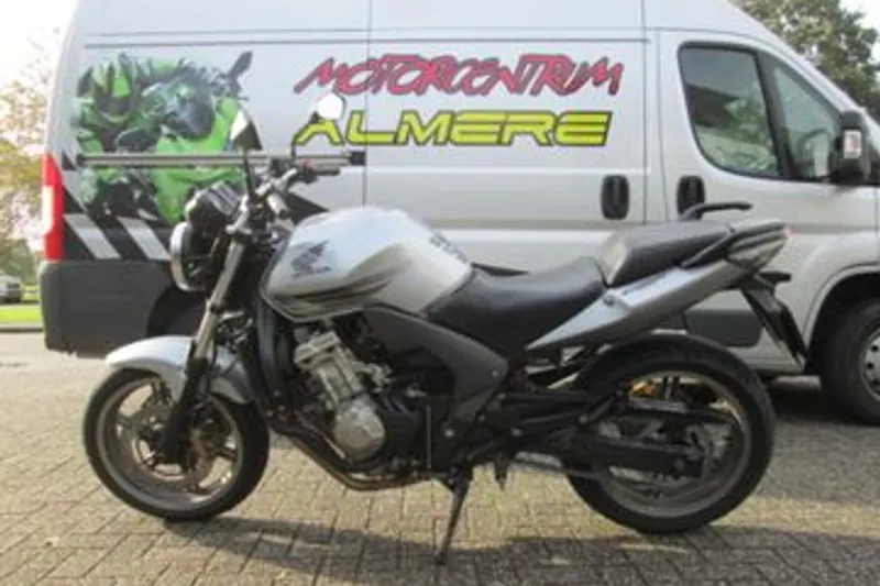 Honda CBF600NA (2009)