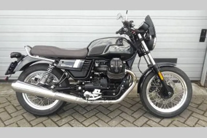 Moto Guzzi V 7 III Special (2020)