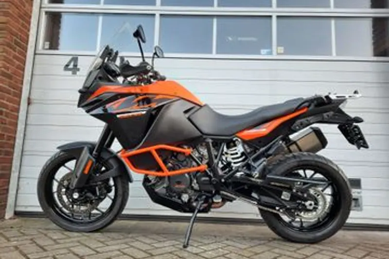 KTM 1090 Adventure (2017)