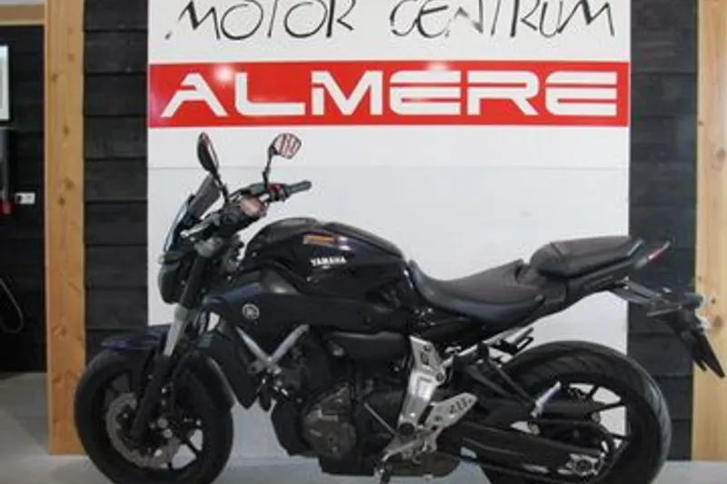 Yamaha MT-07 (2014)