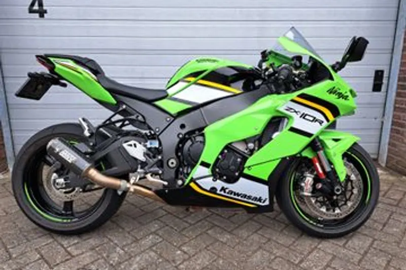 Kawasaki ZX-10R (2025)