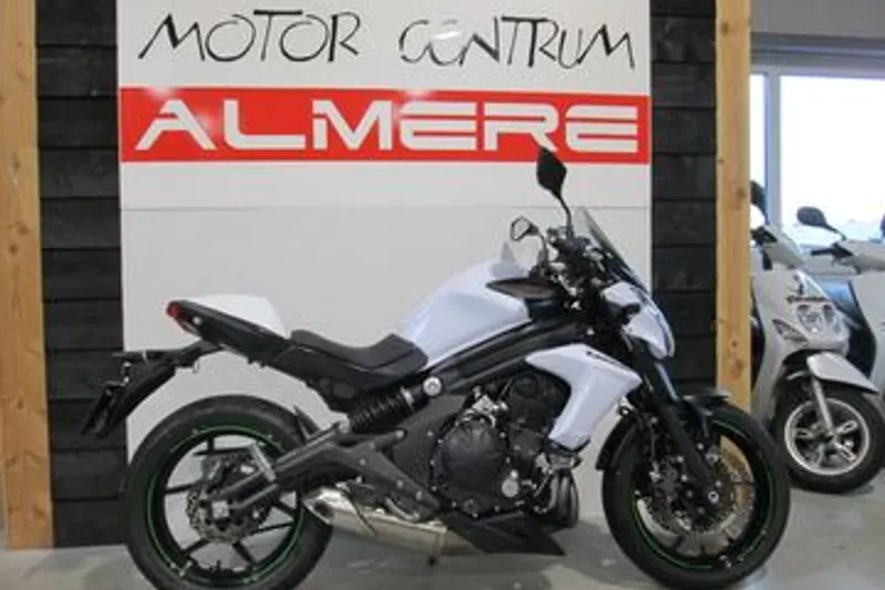 Kawasaki Er-6n (2015)