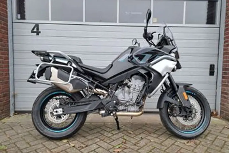 CFMoto 800 MT (2026)