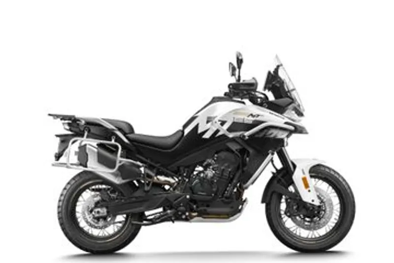 CFMoto 800 MT (2026)