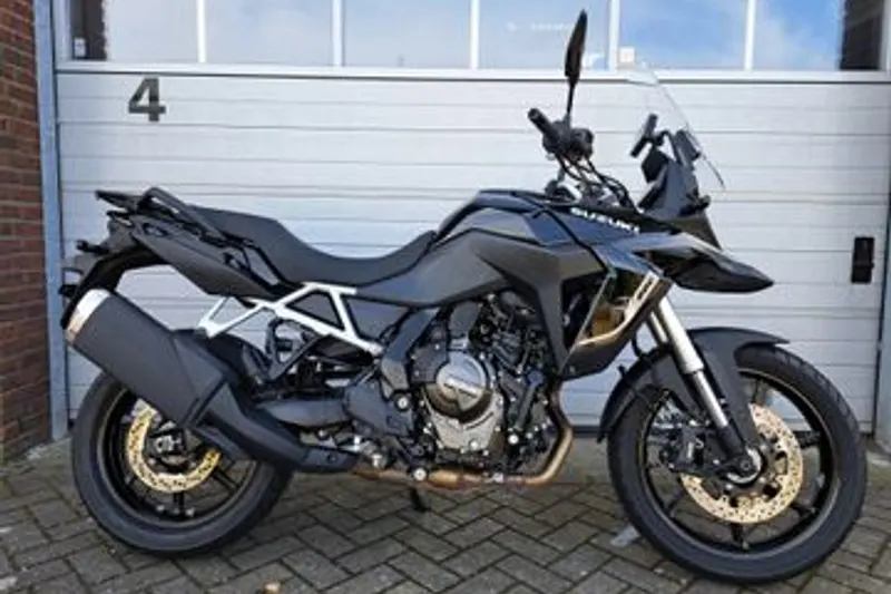 Suzuki V-Strom 800 (2025)