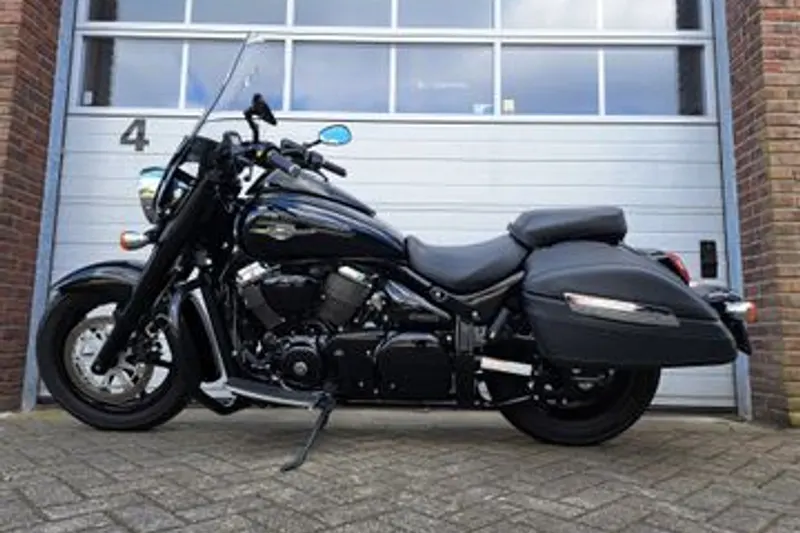 Suzuki C 1500 BT Intruder (2015)