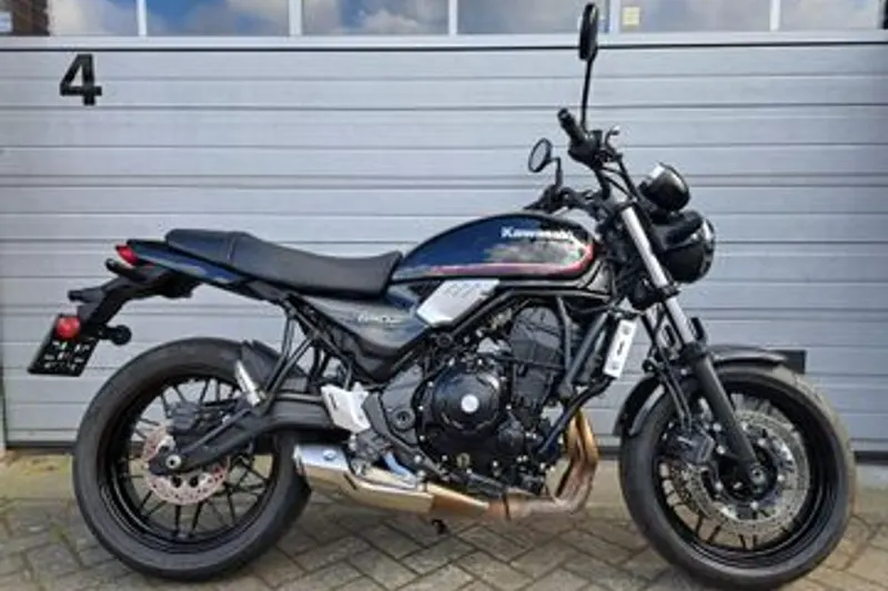Kawasaki Z 650 RS (2023)