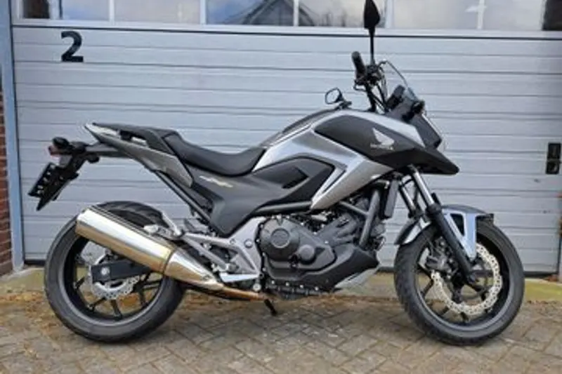 Honda NC750X (2016)