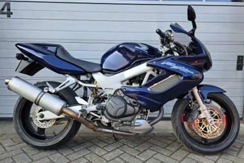 Honda VTR 1000 F Firestorm (2002)