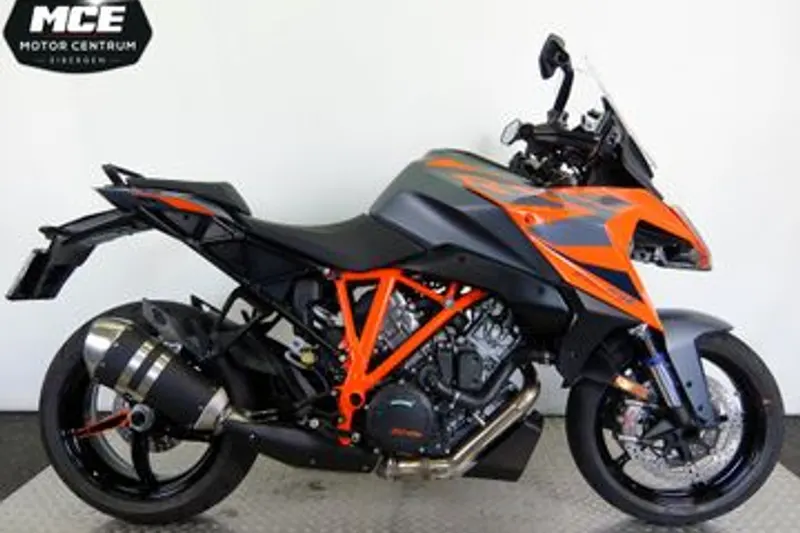 KTM 1290 Super Duke (2025)