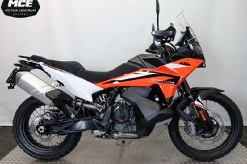 KTM 890 Adventure (2024)