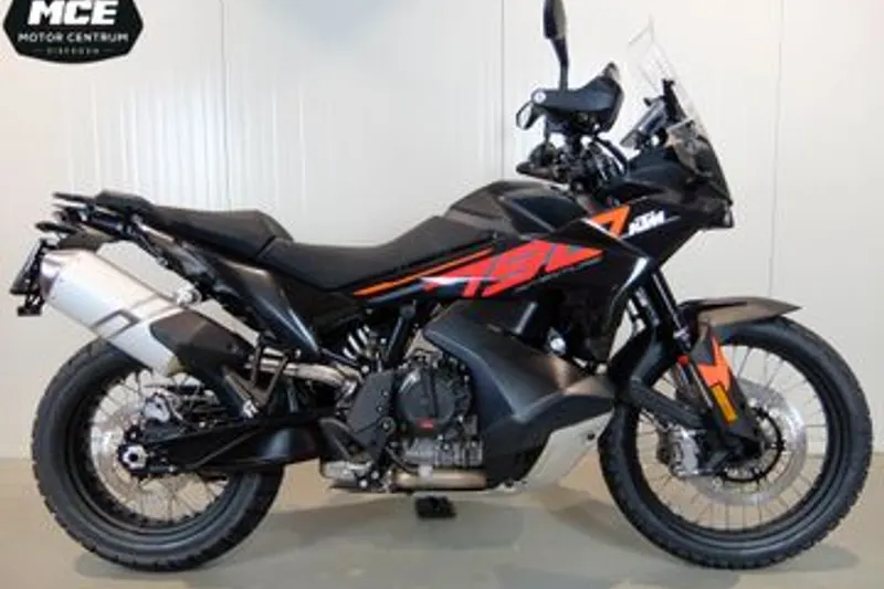 KTM 790 Adventure (2024)
