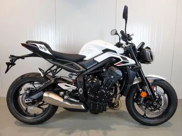Triumph Street Triple R (2025) — foto 1