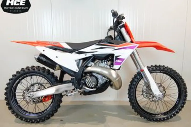 KTM 250 SX (2023)