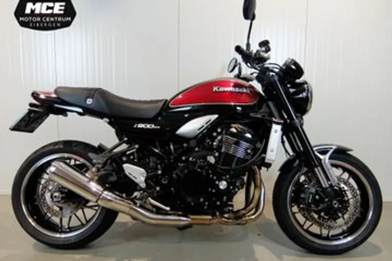 Kawasaki Z900RS (2023)