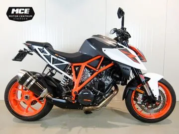 KTM 1290 SuperDuke R (2018) — foto 1