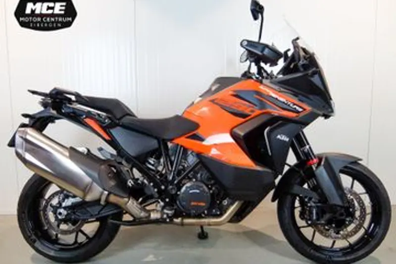 KTM 1290 Super Adventure (2022)