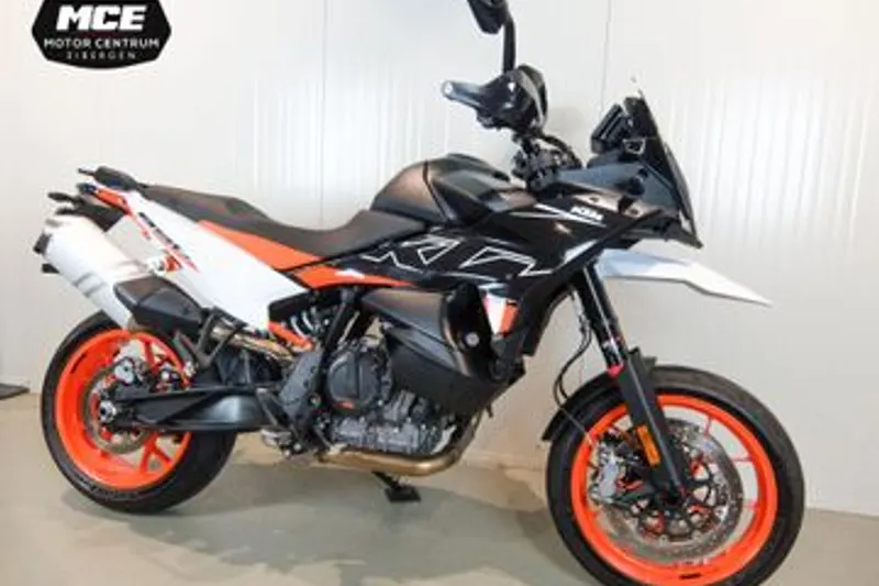 KTM 890 SMT (2026)