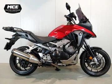 Honda VFR800 (2015) — foto 1