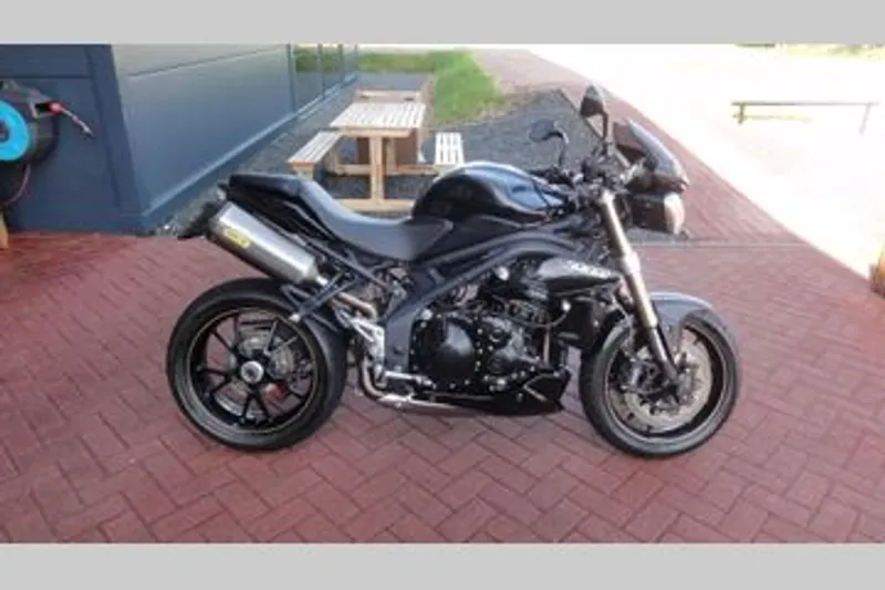 Triumph Speed Triple (2014)