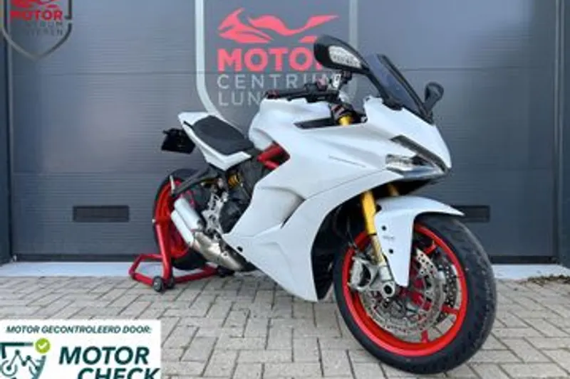 Ducati Supersport S (2017)