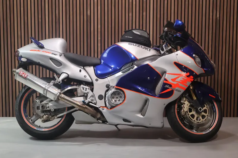 Suzuki GSX1300R (2001)