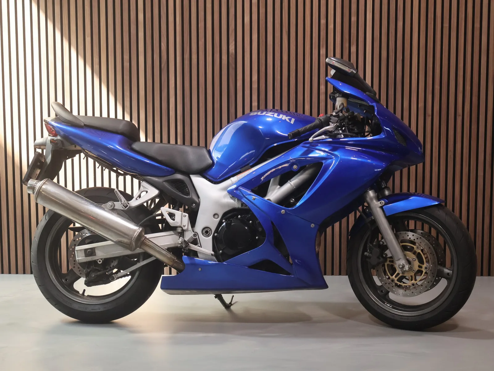 Suzuki SV650S (2000) — foto 1
