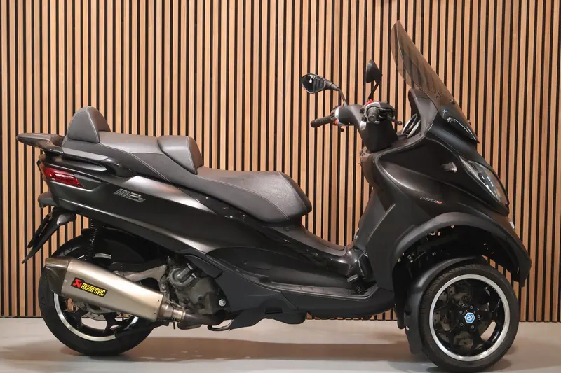 Piaggio MP3 500 (2016)