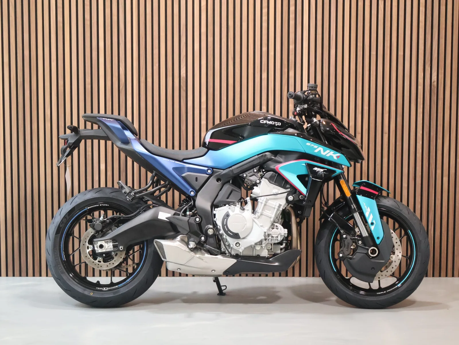 CFMoto NK 675 GP Edition (2026) — foto 1