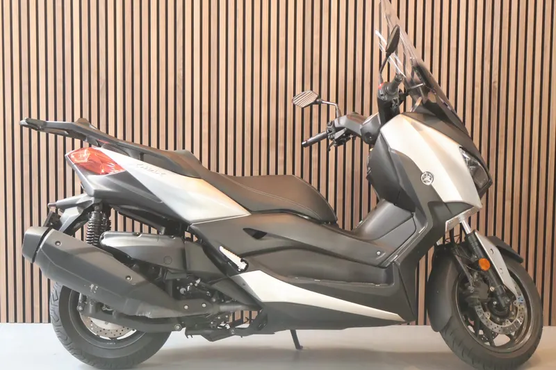 Yamaha X MAX 400 (2018)