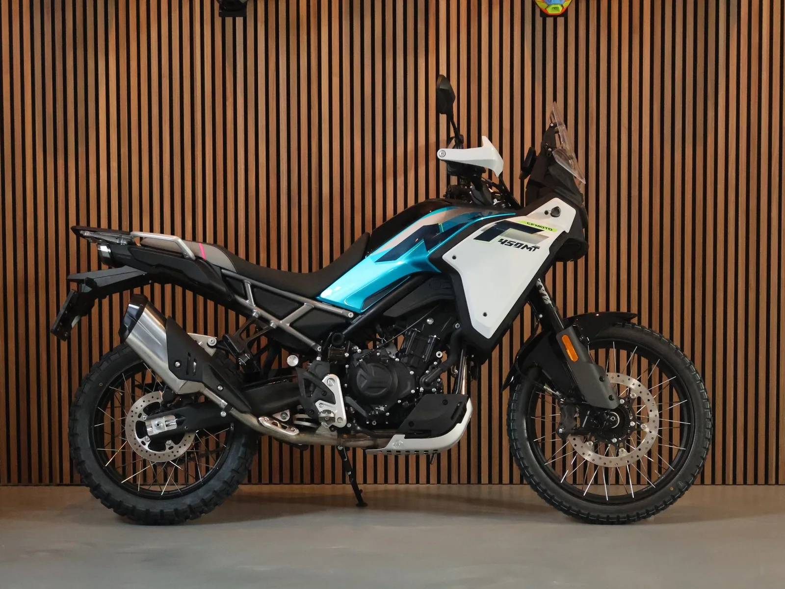 CFMoto MT 450 (2026) — foto 1