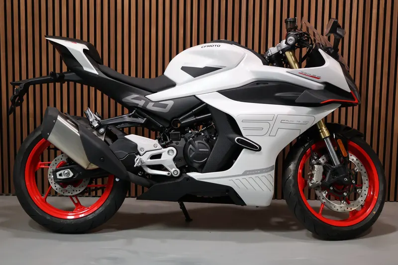 CFMoto 450 SR (2025)