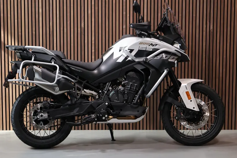 CFMoto 800 MT (2026)