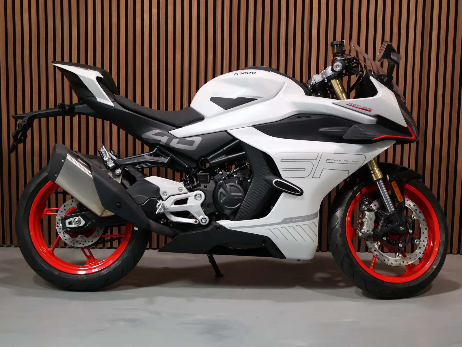 CFMoto 450 SR (2026) — foto 1