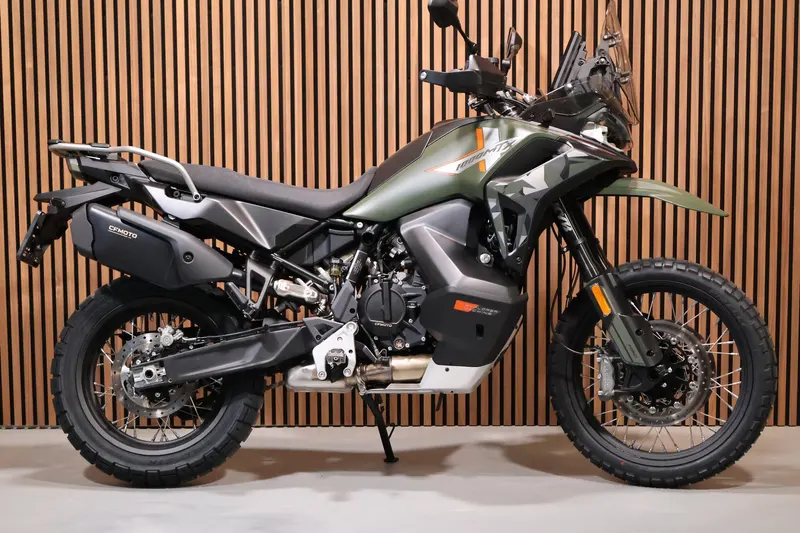 CFMoto MT-X1000 (2026)